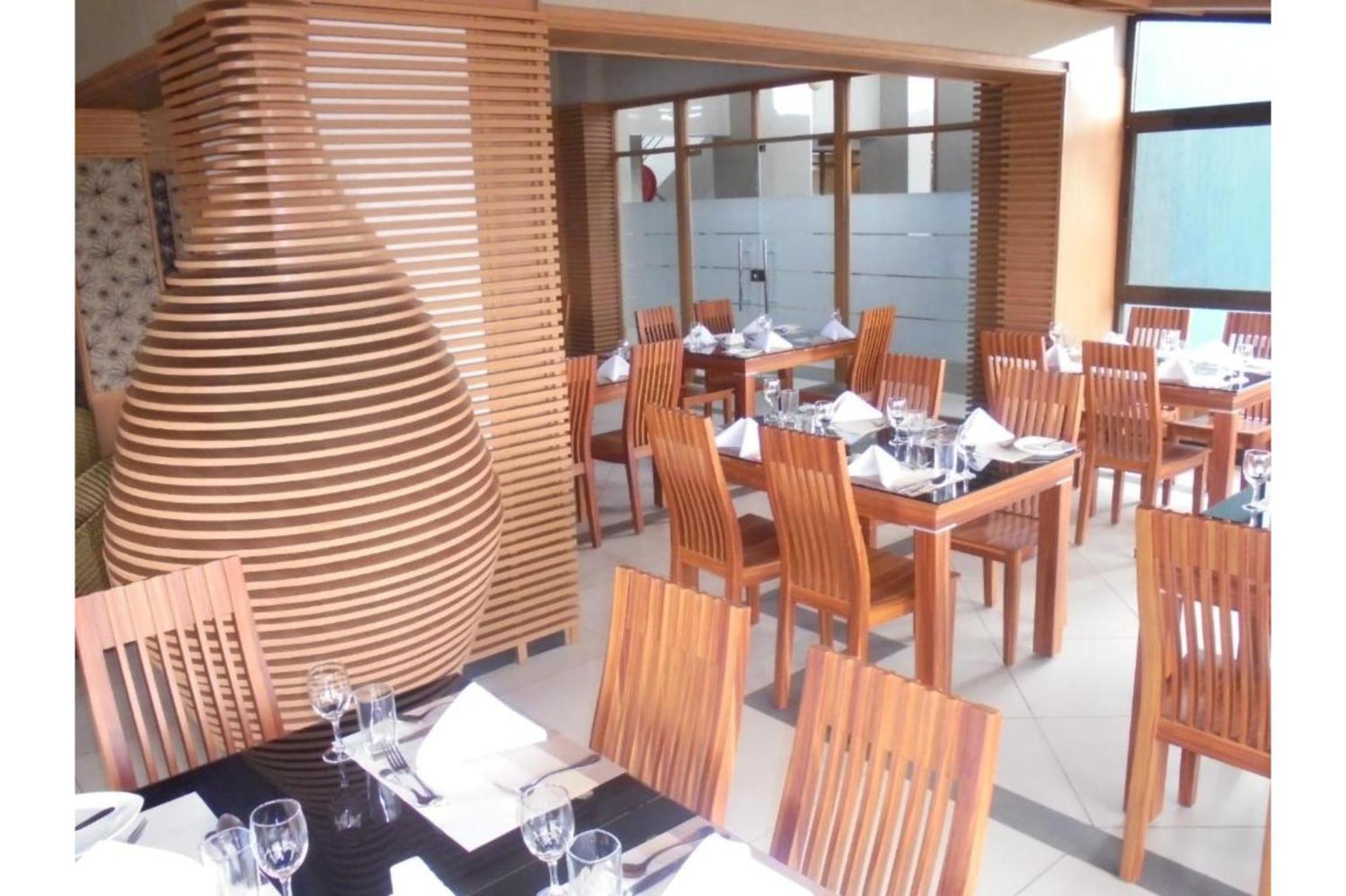 We Hotel & Suites Найроби Екстериор снимка