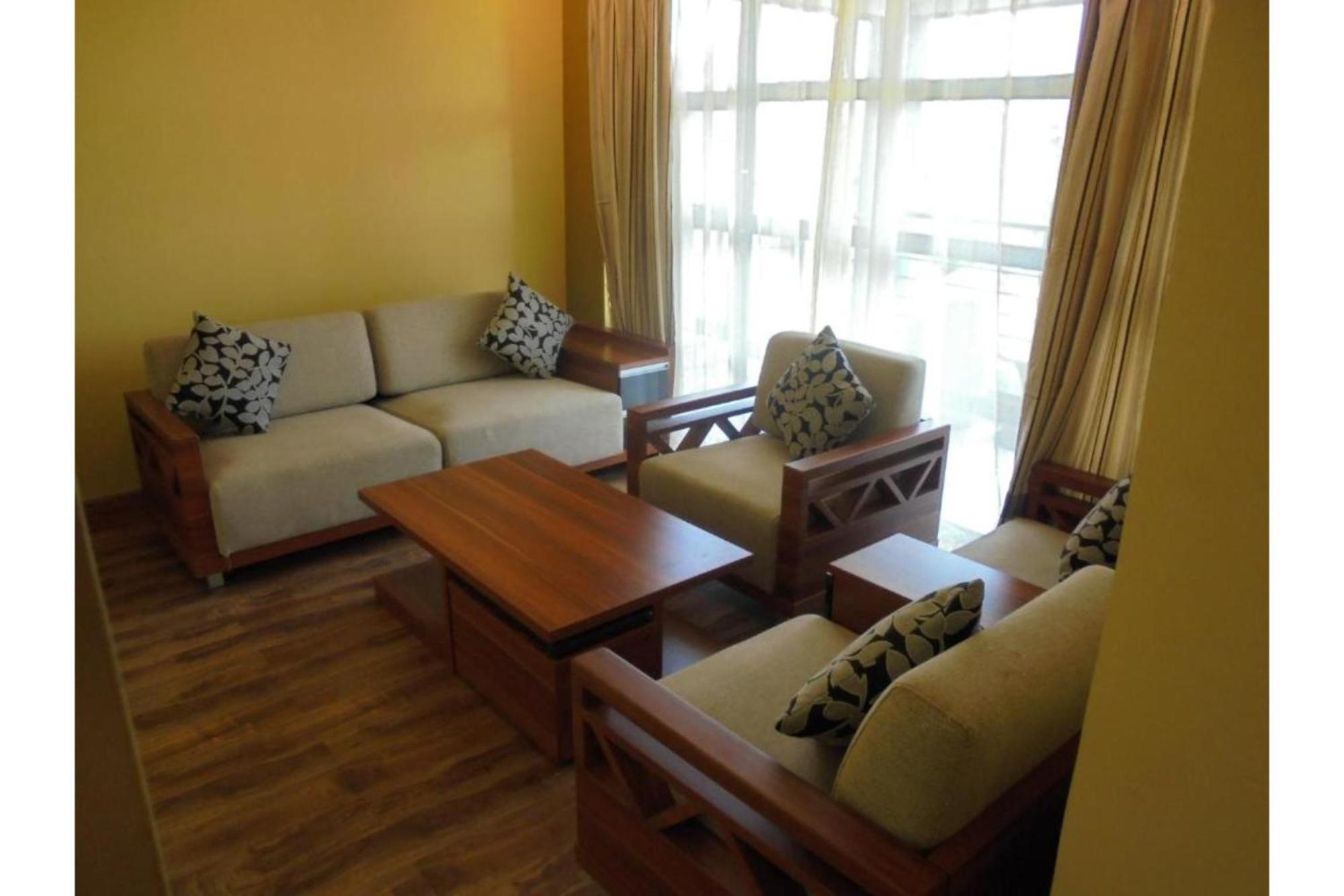We Hotel & Suites Найроби Екстериор снимка