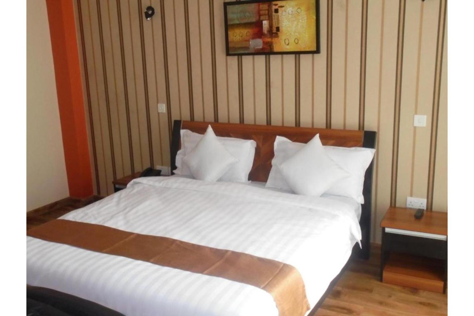 We Hotel & Suites Найроби Екстериор снимка